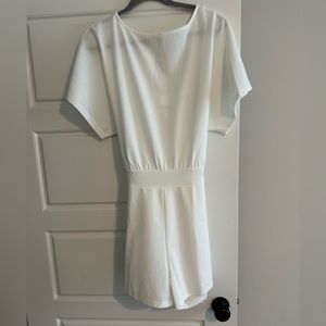 White Romper with tie around the waist